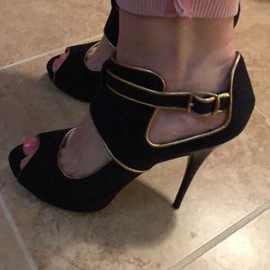 Micheal Antonio pumps